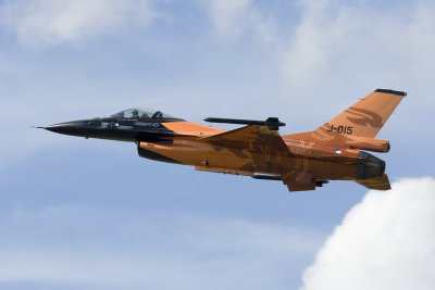 J015_EGVA_20100717.jpg