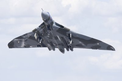 XH558_EGVA_20100717.jpg