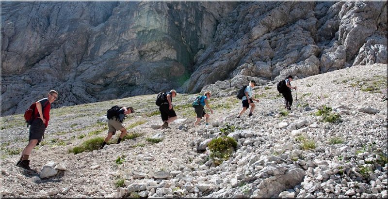 Heading up to the Luknja Pass 4.0.jpg