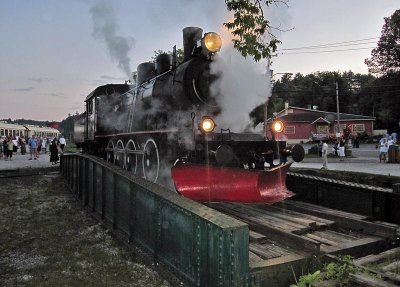 wakefield_steam_train