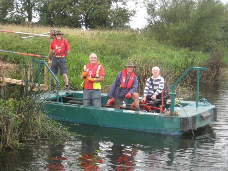 Chain ferry