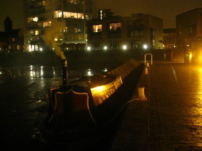 Wednesday night in Limehouse Basin