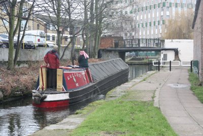 Approaching the junction with the Regents Canal