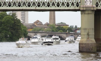 Approaching Kew and the fleet are out
