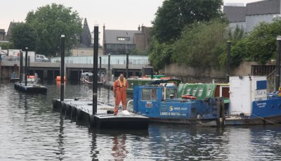 New moorings being constructed on the Three Mills Wall River