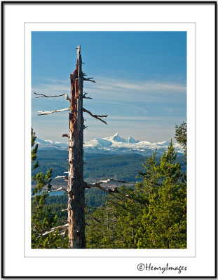 Victoria and Warden Peaks