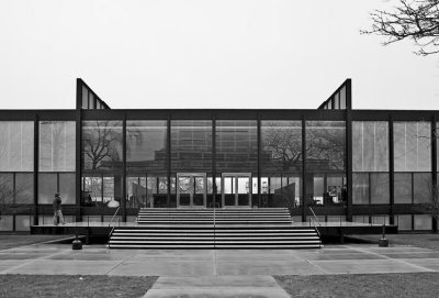 Mies bw