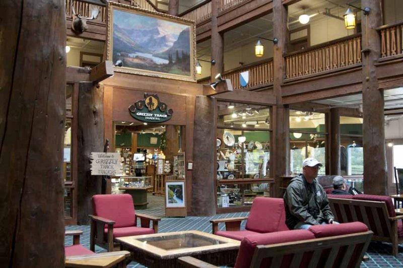Glacier_Lobby of the Many Glacier Hotel