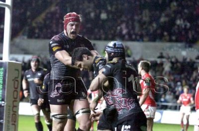 Ospreys v Scarlets25.jpg