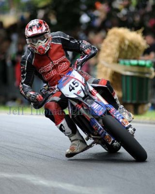 Aberdare road races 201030.jpg