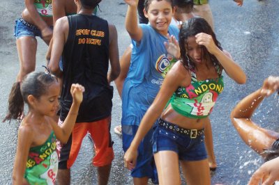 Carnaval  na Rua 2008: Bairro Vasco da Gama 04.02.08 Recife / Pernambuco  100_3171.JPG