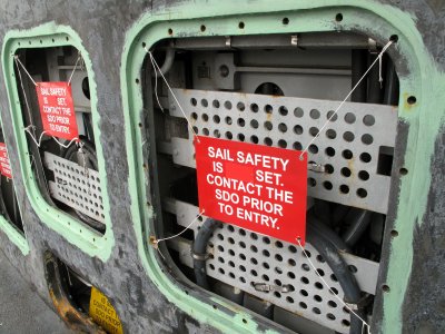 sail (conning tower) access