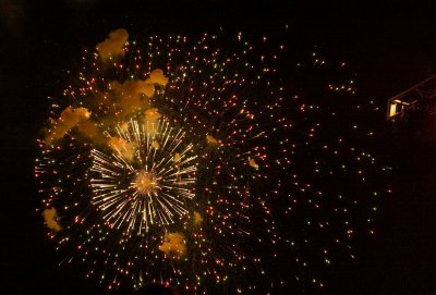 FIREWORKS 4