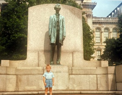 MARK_AND_LINCOLN_1250.JPG