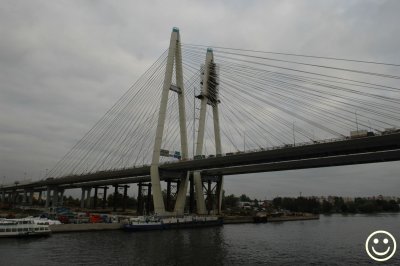 DSC_0212 St Petersburg Bridge.jpg