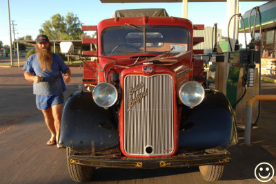 DSC_6781 1948 British Bedford.jpg