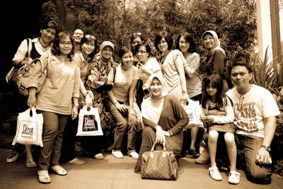 feblu_010289L.jpg