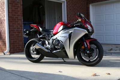 2008_honda_cbr1000rr