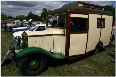 1930's Morris Oxford Motor caravan