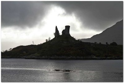 Castle Moir silhouette 6678.