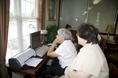 readingemailIMG_6800.jpg