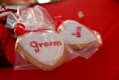 Personalized wedding cookies. Photo by Cecilia Dumas