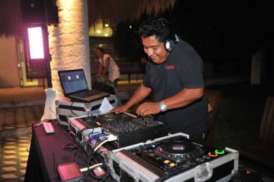 Professional DJ. Photo by Cecilia Dumas   www.ceciliadumas.com