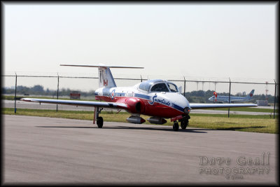 The commanding plane pivots to park