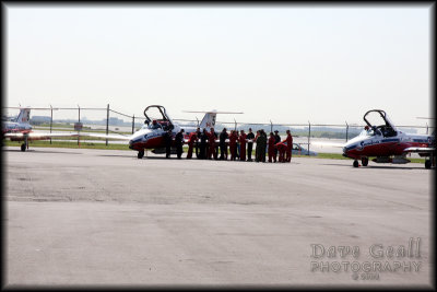 Snowbrid traditional over the wing debriefing