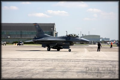 2nd F-16 taxiing in