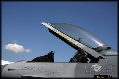 Side shot of the F-16