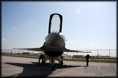 Low profile angle of the F-16