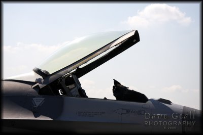 F-16 cockpit