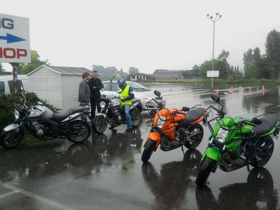 cars & bikes