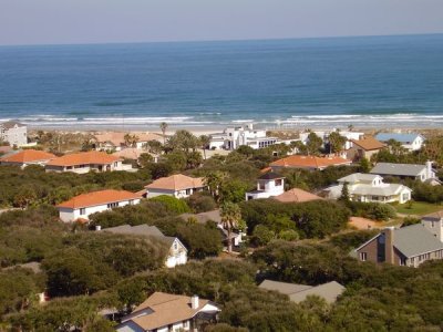 Some of the locals in older Daytona... some folks have ocean views