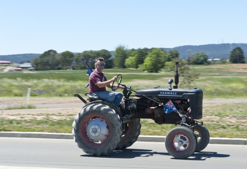 TRACTOR No 13