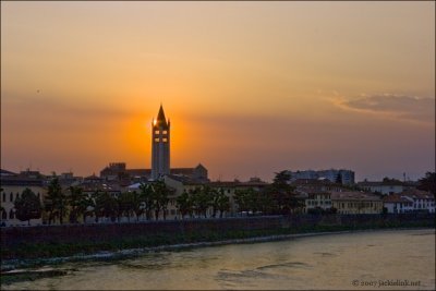 Setting sun in Verona.jpg