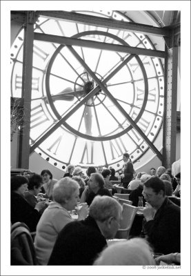 Clock in Musee dOrsay.jpg