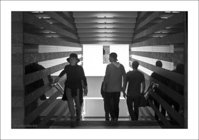 SFMOMA-stairwell in bw.jpg