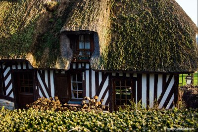 France-Normandy-half-timbered house.jpg