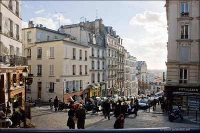 Paris-Montmarte intersection.jpg