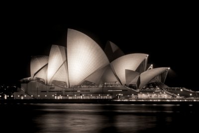 Sydney_Opera_House_AEB_HDR_BW.jpg
