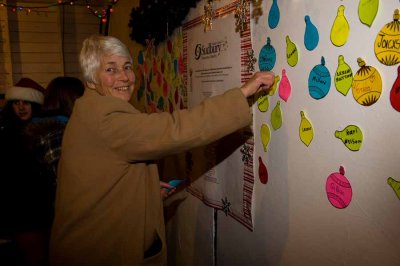 Tree_Lighting-3013.jpg