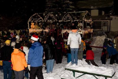 Tree_Lighting-3047.jpg