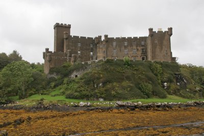 Portree (Port Righ) and Dunvegan (Dun Bheagain)