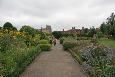 Stratford-on-Avon garden