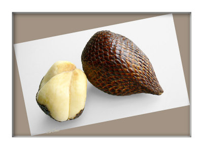 Snakeskin fruit