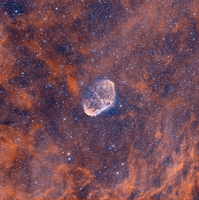 crescent_nebula