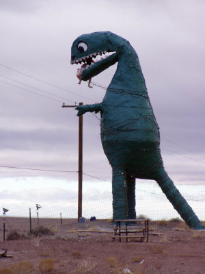 Weird Dinosaur, Holbrook, AZ.jpg
