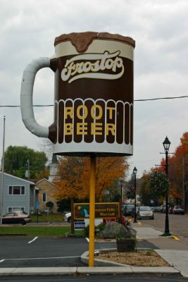 Root Beer Mug, Taylors Falls, MN.jpg